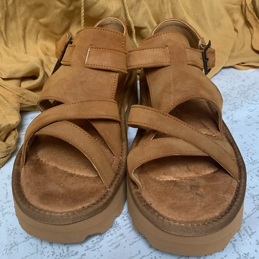 BearPaw sandal combo - Picture 3 of 10